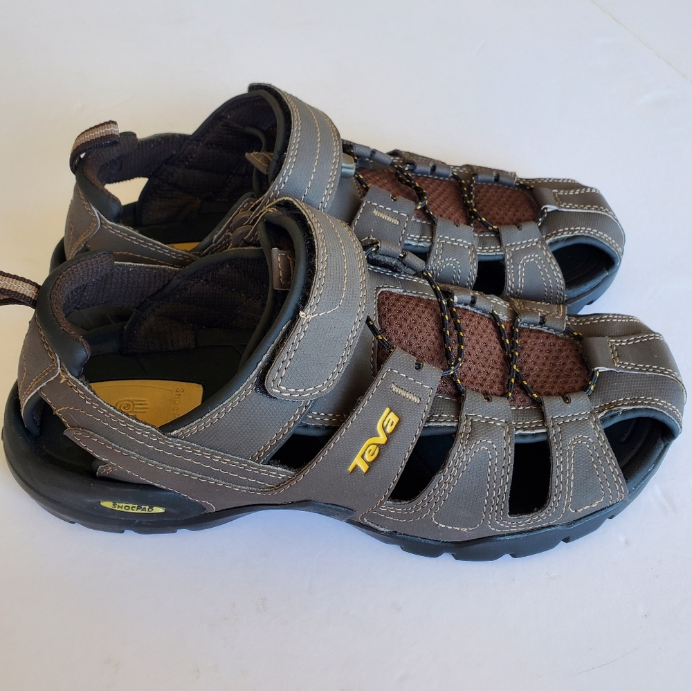 Teva Forebay hiking sandals, size 9 men's, brown and black.